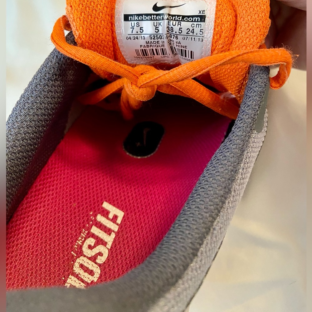 NIKE Pegasus - Picture 5 of 5